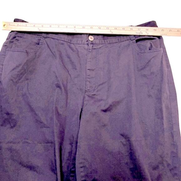 Sag Harbor Women's Stretch Navy Capris. Size 18W - Picture 7 of 8